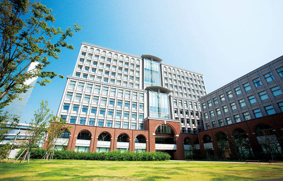 山梨学院大学